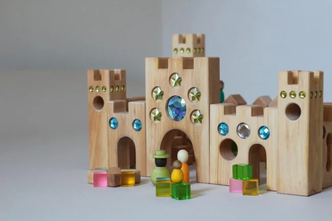 טירה מנצנצת ענקית – Bauspiel